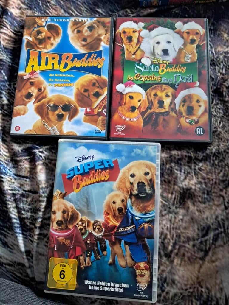 Div honden films op dvd, Ophalen, Zo goed als nieuw, Dieren, Vanaf 6 jaar