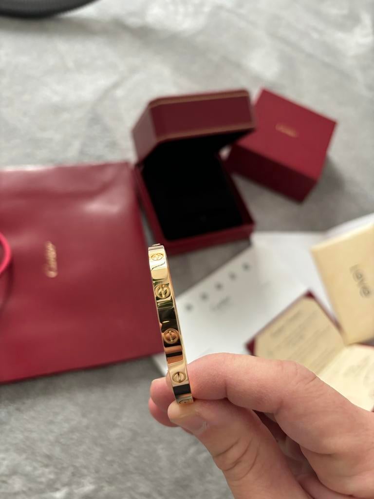 Cartier Love Armband - Geelgoud, Sieraden, Tassen en Uiterlijk, Armbanden, Ophalen of Verzenden, Zo goed als nieuw, Goud