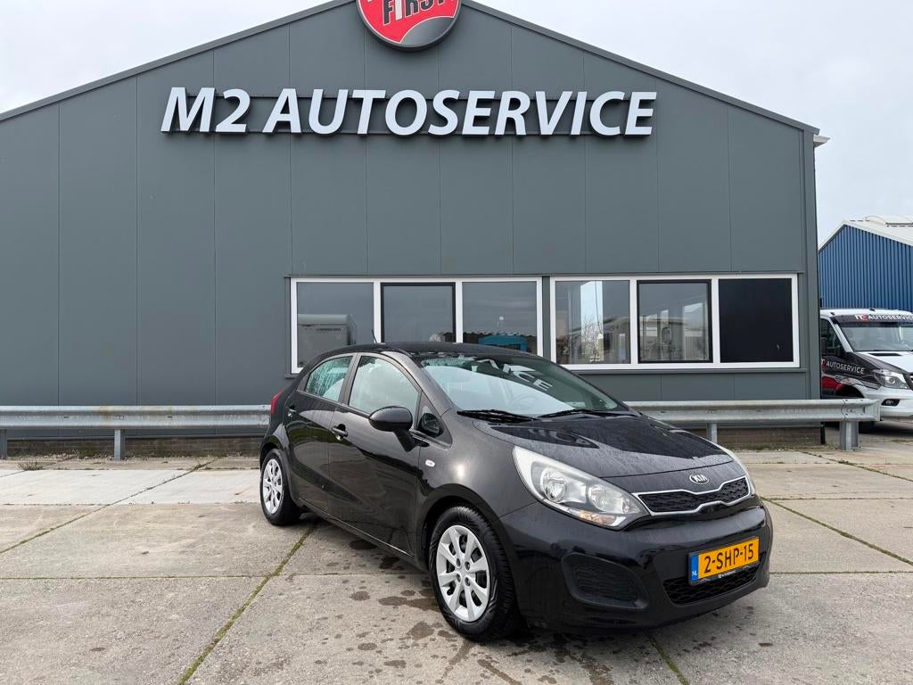 Kia Rio 1.2 CVVT Comfort Pack, Auto's, 4 cilinders, Zwart, Origineel Nederlands, Bedrijf