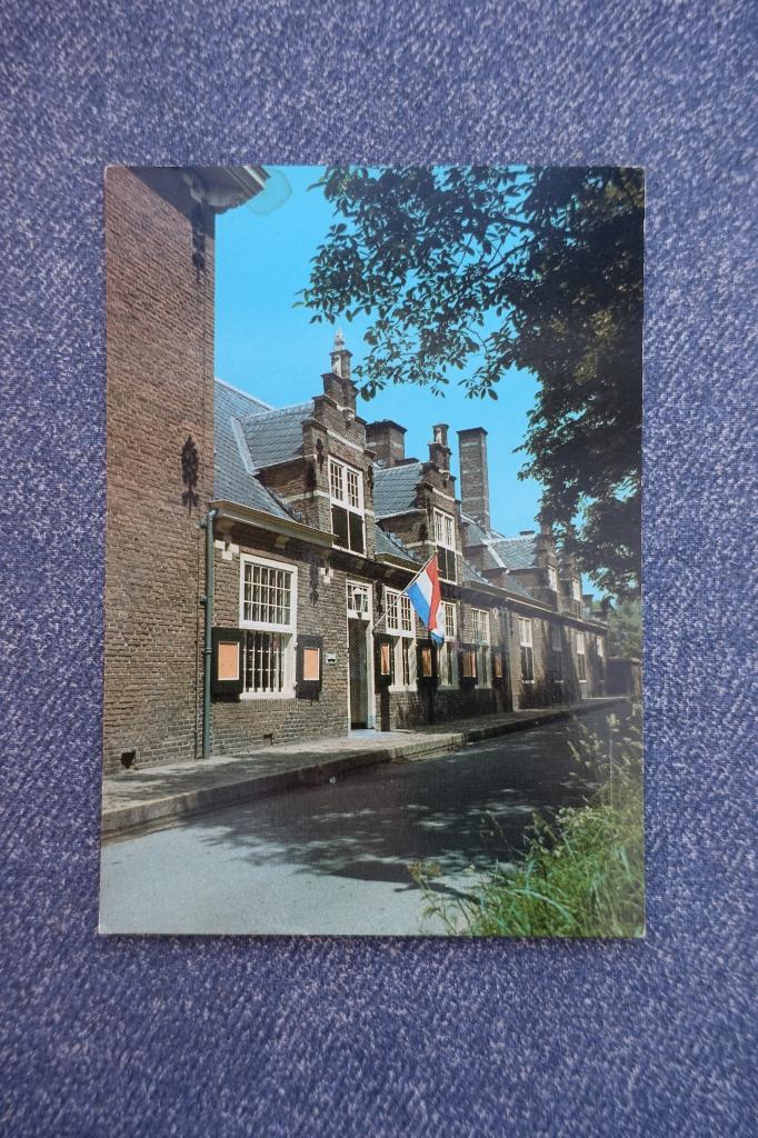 Buren. Ingang Museum Koninklijke  Marechaussee, Verzamelen, Ansichtkaarten | Nederland, Ophalen of Verzenden, 1960 tot 1980, Ongelopen