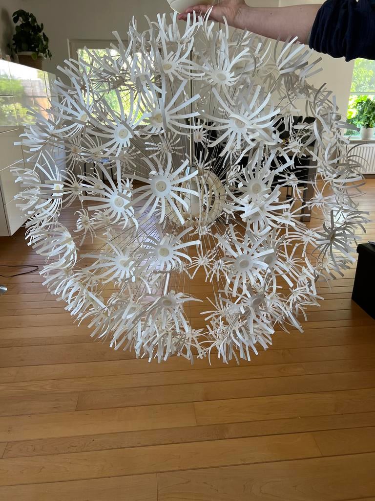 IKEA Maskros hanglamp - Witte papieren bloemen, Ophalen of Verzenden, Zo goed als nieuw, Kunststof, 75 cm of meer