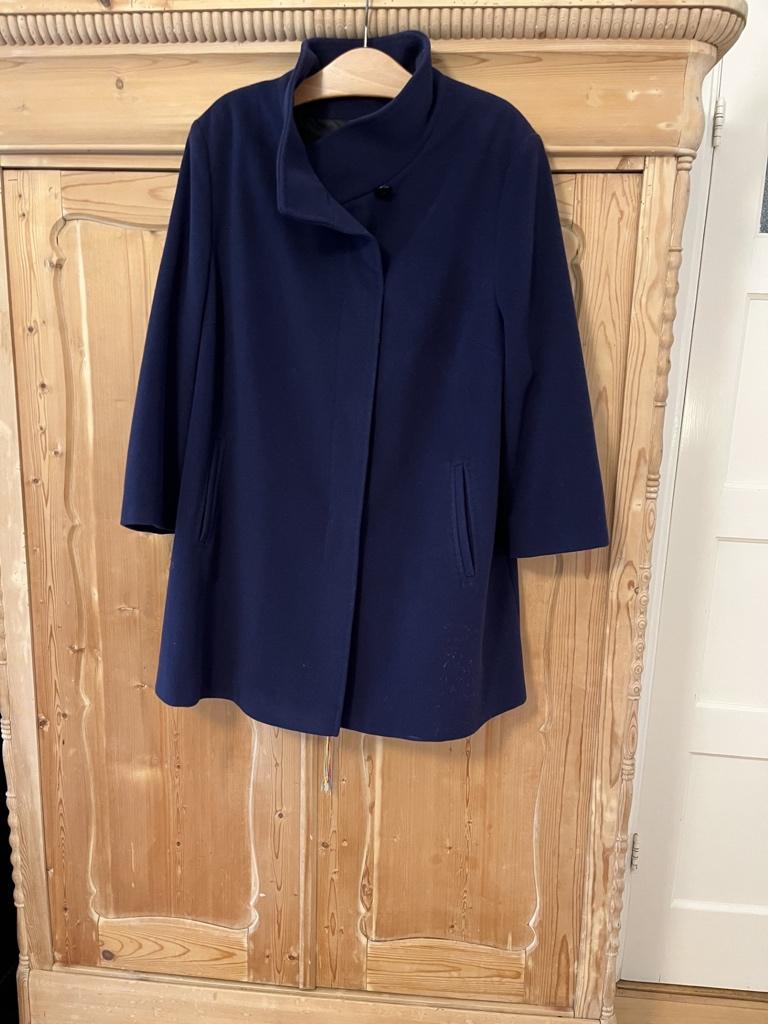 Paarse wollen jas, Basler maat 48, Kleding | Dames, Jassen | Winter, Ophalen, Zo goed als nieuw, Maat 46/48 (XL) of groter, Zwart