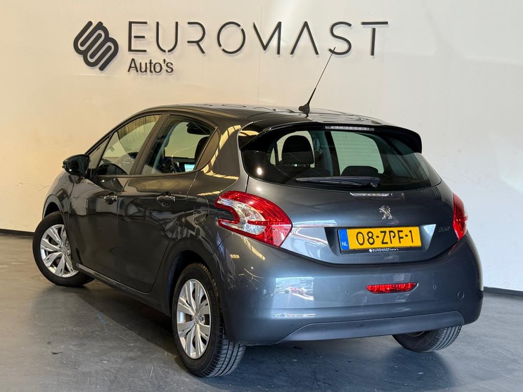 Peugeot 208 Gereserveerd!, Voorwielaandrijving, Euro 5, Stof, Gebruikt