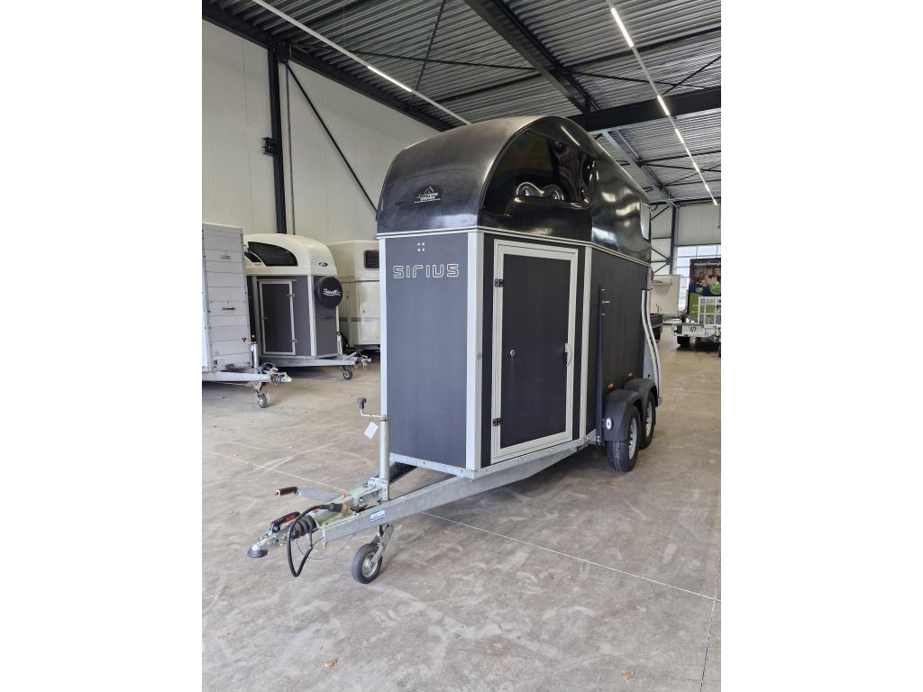 Sirius S45 1,5p zeer netjes kunststof bodem incl onderhoud, Dieren en Toebehoren, Paarden en Pony's | Trailers en Aanhangwagens