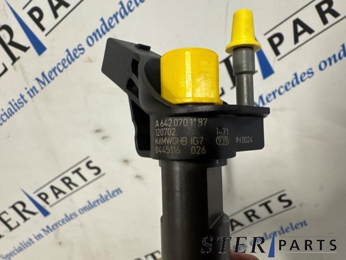 Verstuiver (diesel) van een Mercedes CLS-Klasse, Auto-onderdelen, Gebruikt, -, Ophalen of Verzenden, -