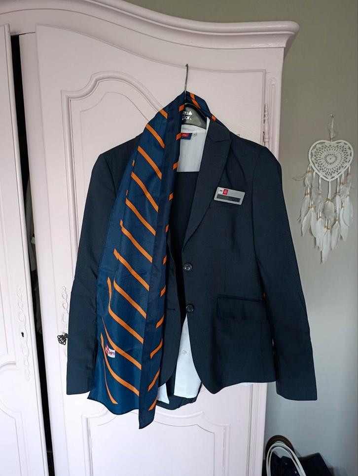 TK zgan Stewardess pakje MBO College Airport ROC, Kleding | Dames, Jasjes, Kostuums en Pakken, Zo goed als nieuw, Maat 36 (S)