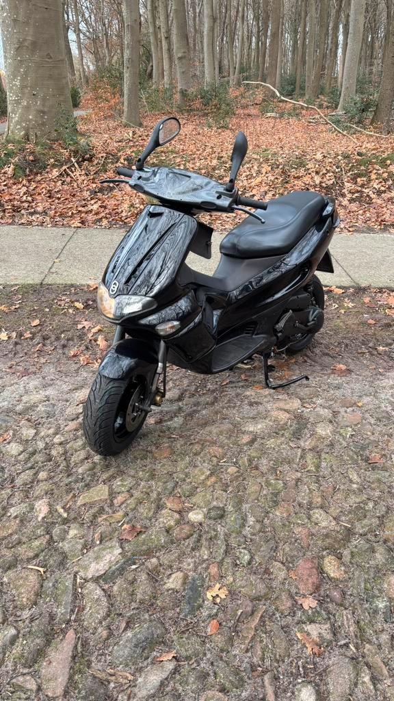 Gilera runner sp pro 50(duits), Fietsen en Brommers, Scooters | Piaggio, Overige modellen, Tweetakt, Ophalen