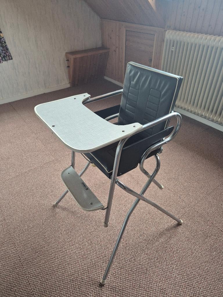 Mooie Koelstra vintage kinderstoel uit de jaren 60, Ophalen, Gebruikt, Overige typen, Afneembaar eetblad