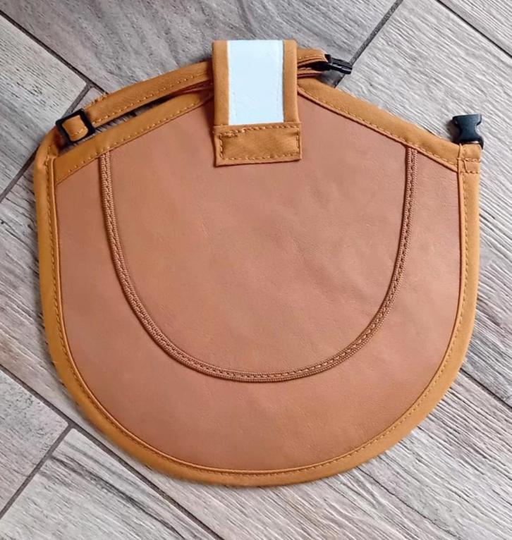 Camel kleurig kippenzadel 24 cm maat XL Orpington, Brahma ed, Dieren en Toebehoren, Pluimvee, Kip, Vrouwelijk