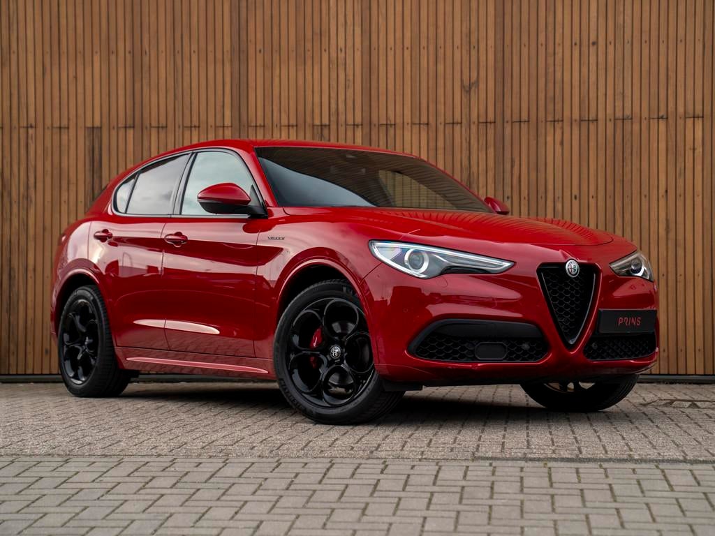 Alfa Romeo Stelvio 2.0T AWD Veloce 320pk | Harman/Kardon | A, Automaat, Met garantie (alle), Bedrijf, Vierwielaandrijving