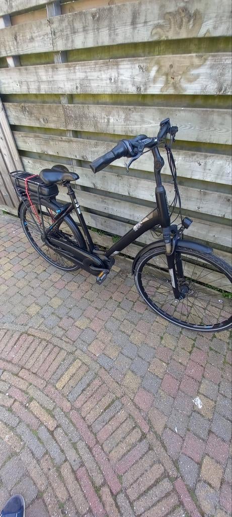 Giant elektrische stadsfiets - Nieuwstaat, accu zwak, Ophalen of Verzenden