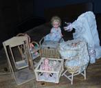 Vintage Poppenhuis Rotan Meubeltjes met Poppen, Ophalen of Verzenden, Gebruikt, Toebehoren
