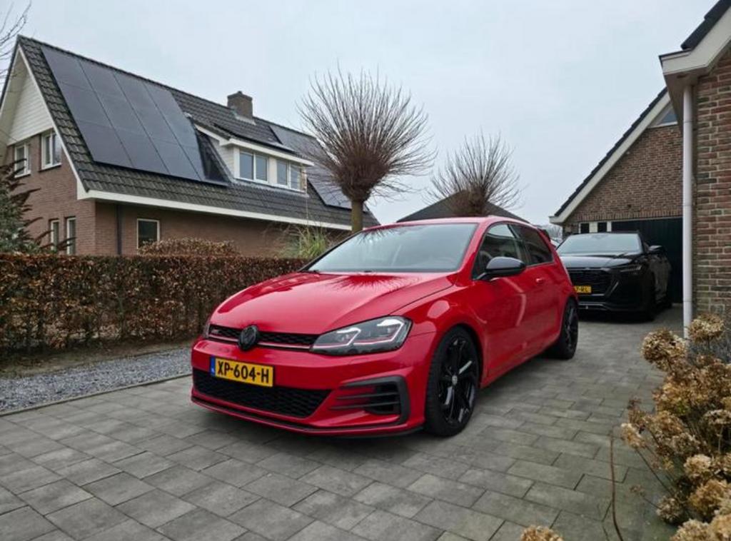Volkswagen Golf 1.2 TSI 63KW 3D 2013 Rood, Voorwielaandrijving, 4 cilinders, 49 €/maand, Handgeschakeld