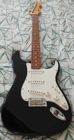 Fender Stratocaster (75 years) Mexico 2021, Muziek en Instrumenten, Ophalen, Zo goed als nieuw, Solid body, Fender
