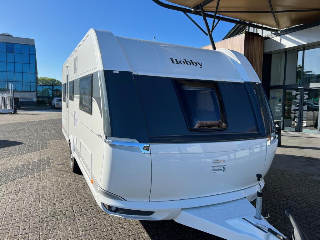 Hobby Maxia 585 UL 2024 MEGA KORTING!!! € 4.500,-, Schokbreker, Standaardzit, Hobby, Overige typen
