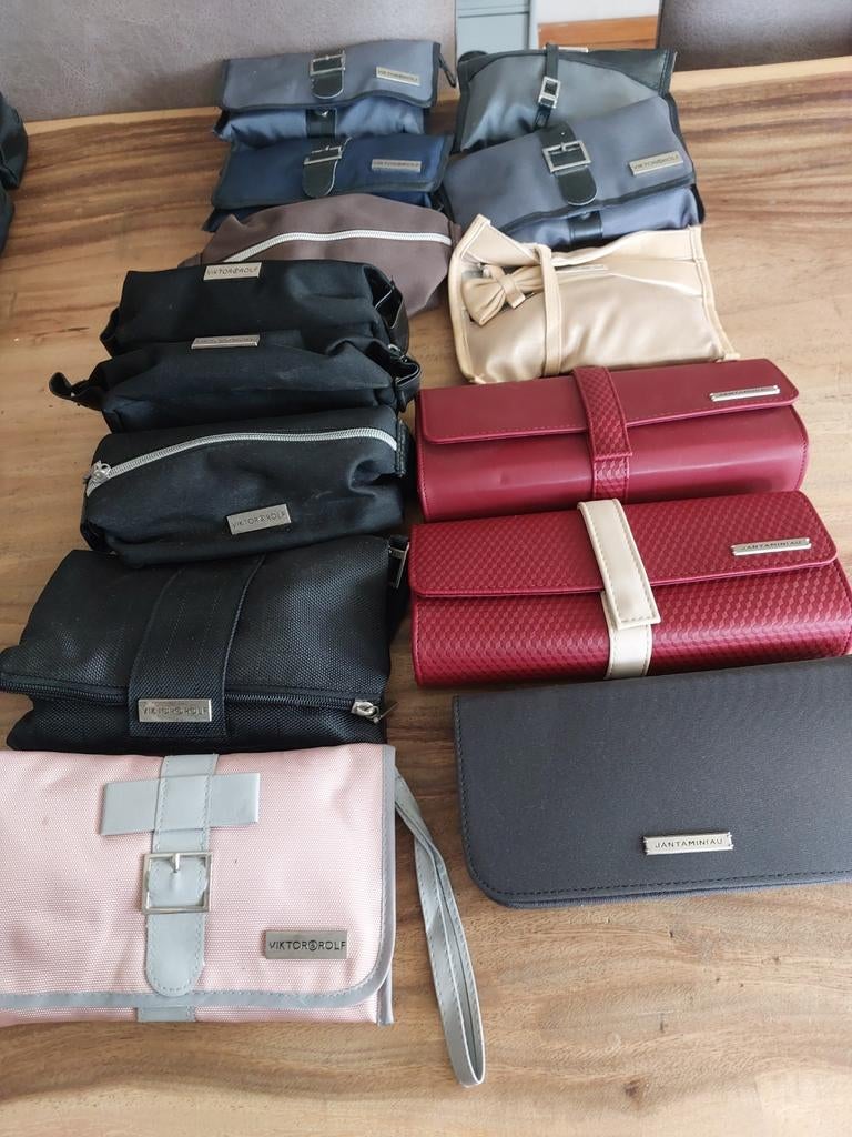KLM First Class Amenity Kits: Jan Taminiau & Viktor & Rolf, Sieraden, Tassen en Uiterlijk, Toilettassen, Ophalen of Verzenden