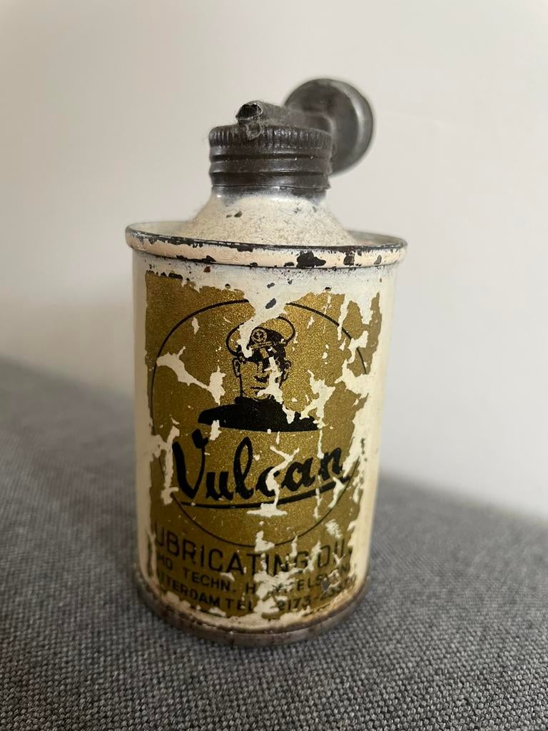 Vintage olie spuitje / busje., Ophalen of Verzenden