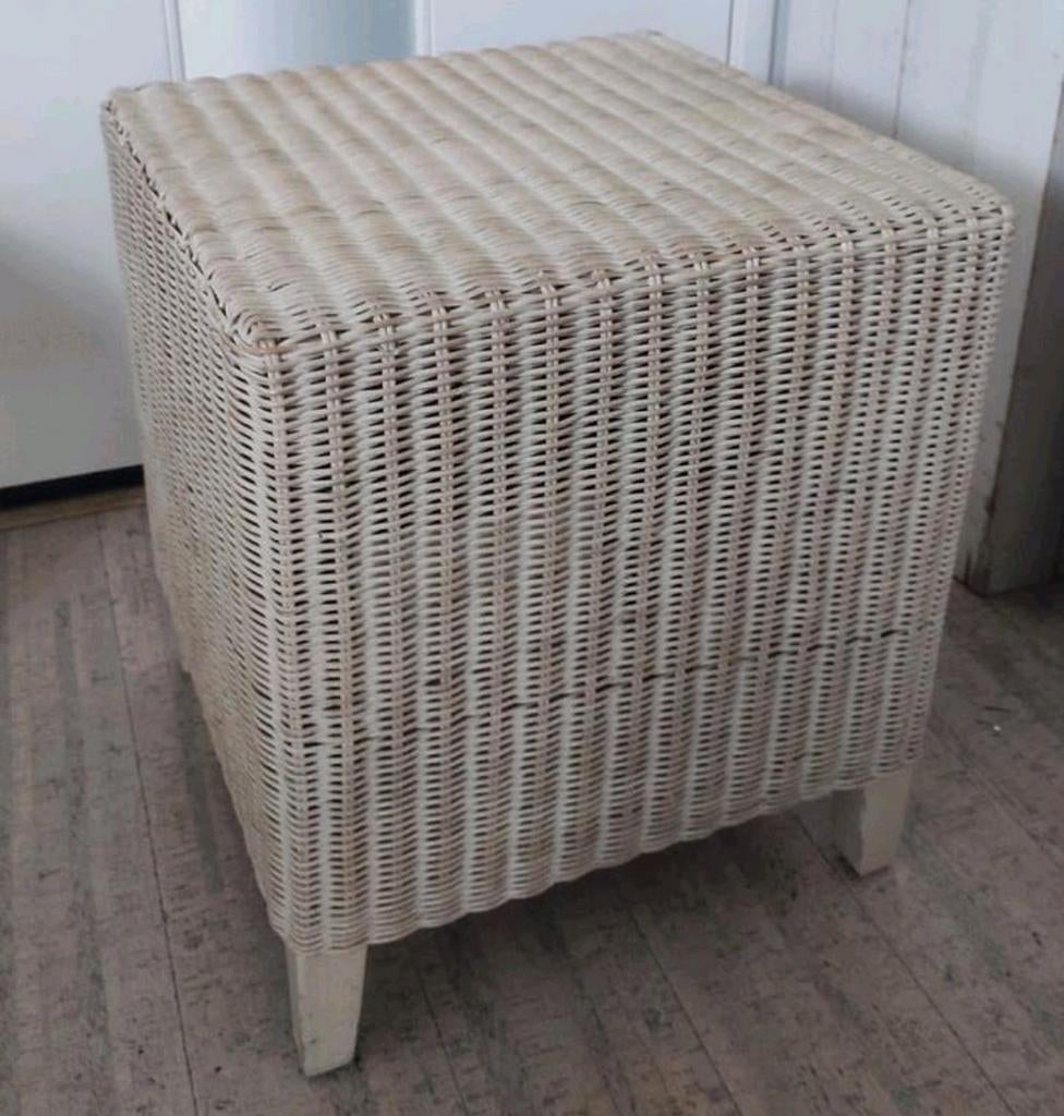 Ecru rieten voetenbank hocker 40x40x48 cm, per stuk, Huis en Inrichting, Banken | Voetenbanken en Poefen, Ophalen, Vierkant, Minder dan 50 cm