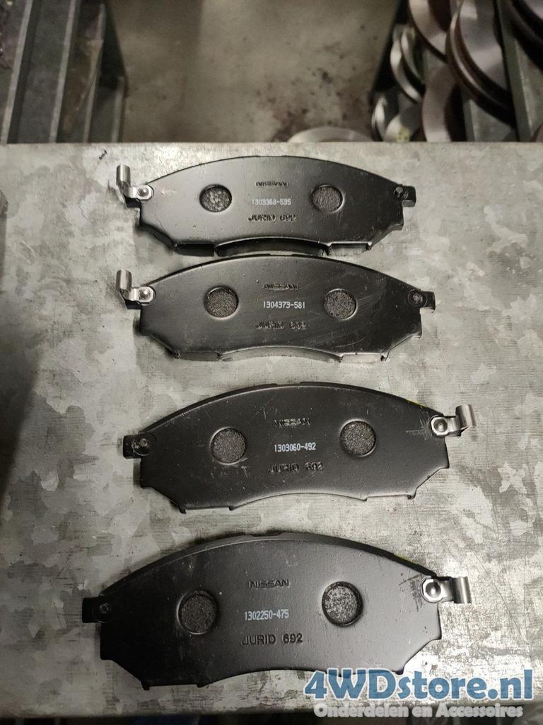 Nissan Juke Remblokset Vooras 4106000Q1L, -, -, Nieuw, Ophalen of Verzenden