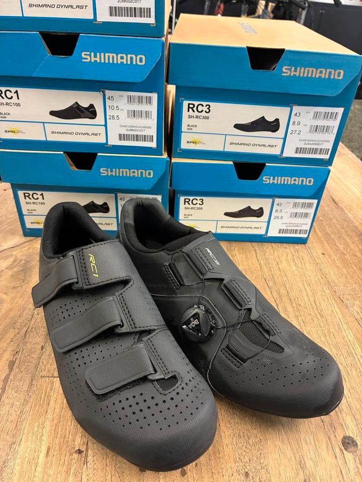 Shimano racefietsschoenen RC1 en RC3 - OPRUIMING, Fietsen en Brommers, Fietsaccessoires | Fietskleding, Nieuw, Schoenen, L, Ophalen of Verzenden