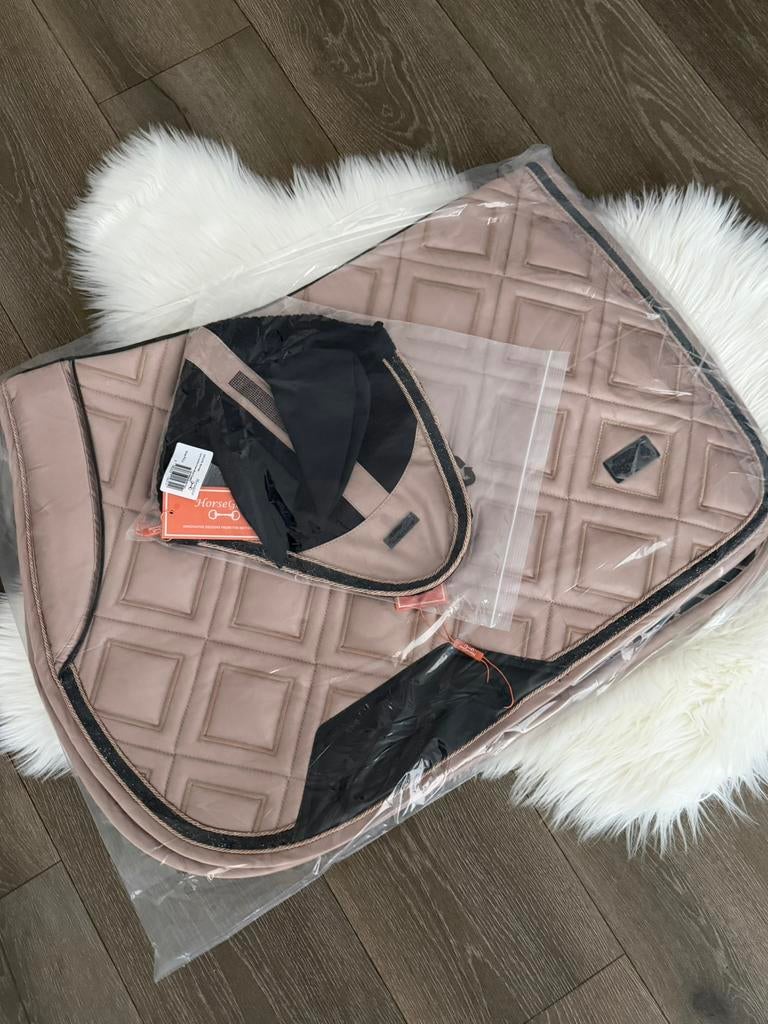 HorseGloss jumping zadeldek (anky pikeur ps of sweden ), Ophalen of Verzenden, Zo goed als nieuw