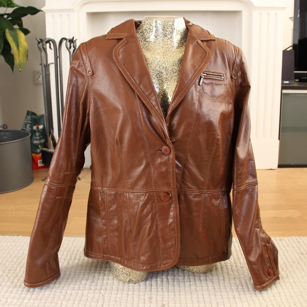 Mooie Bruin Leren Dija Dames Jas (XL) € 70,-, Bruin, Dija, Maat 46/48 (XL) of groter, Ophalen of Verzenden