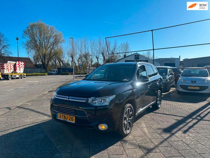 Mitsubishi Outlander 2.0 PHEV Instyle Leder Camera Stoelver., Auto's, Mitsubishi, Bedrijf, Te koop, Outlander, 4x4, ABS, Achteruitrijcamera