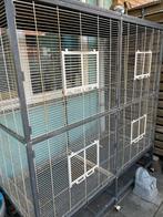 Te koop grote vogelkooi, Ophalen, Gebruikt, Metaal, Vogelkooi