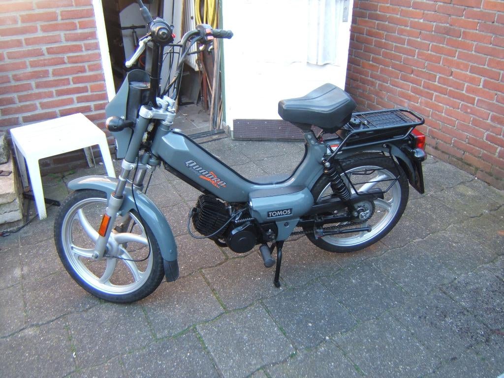 Tomos Quadro van 2017 km stand 6677, Fietsen en Brommers, Brommers | Tomos, Ophalen, Gebruikt, Quadro, Maximaal 25 km/u