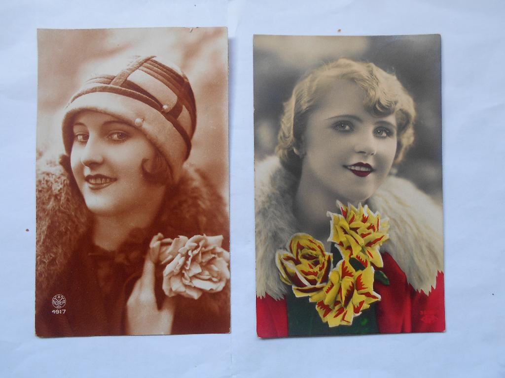 Oude portret fotokaarten jonge vrouwen partij van vier stuks, Ophalen of Verzenden, 1920 tot 1940, Overige thema's