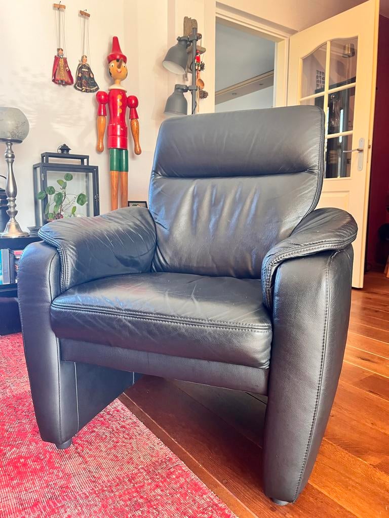 Zwarte leren fauteuil, gratis af te halen, Ophalen of Verzenden, Gebruikt, 75 tot 100 cm, 50 tot 75 cm