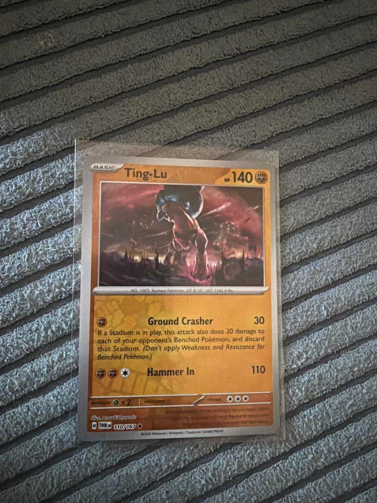 Ting-Lu Pokémon Kaart - TWM 110/167, Ophalen of Verzenden, Zo goed als nieuw, Losse kaart