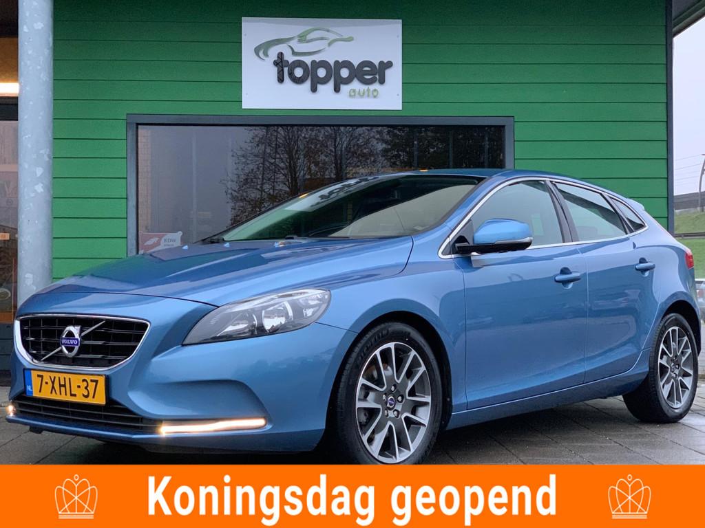 Volvo V40 1.6 T2 Momentum | Cruise Control | Navigatie | LED, Auto's, Volvo, Voorwielaandrijving, Gebruikt, 4 cilinders, Blauw