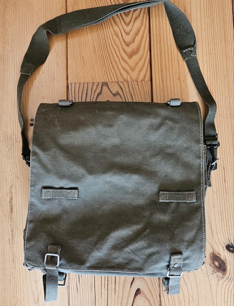 Pukkel, met schouderband of als rugzakje te dragen, Ophalen of Verzenden, Landmacht, Nederland, Overige typen