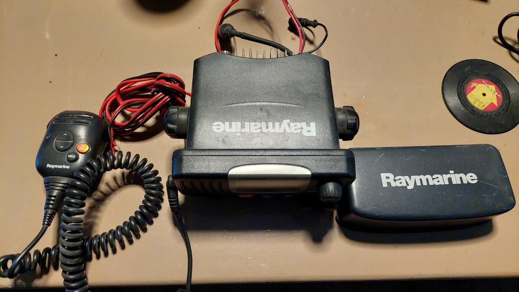 Raymarine ray54e vhf radio marifoon, Ophalen of Verzenden, Zo goed als nieuw, Communicatie