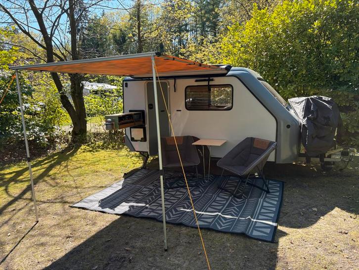 Unieke Eriba Eribelle (1987) - Modern en Compact, Caravans en Kamperen, Caravans, Particulier, tot en met 2, 500 - 750 kg, Overige