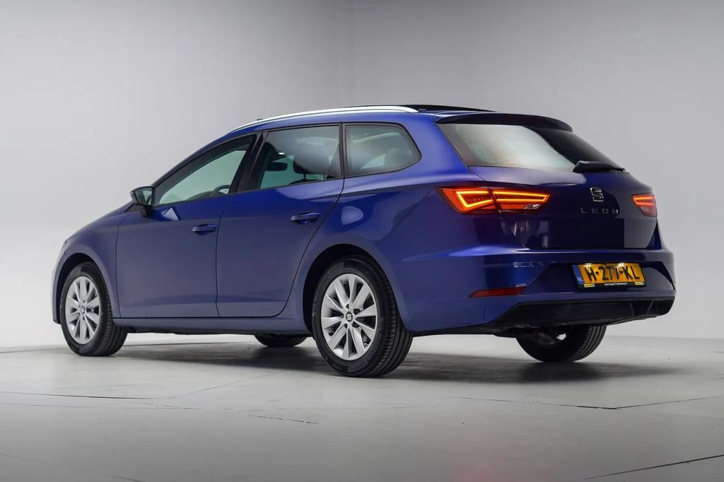 SEAT Leon 1.5 TSI Style Ult.Ed [ Panoramadak apple / Android, Automaat, 4 cilinders, Origineel Nederlands, Parkeersensor