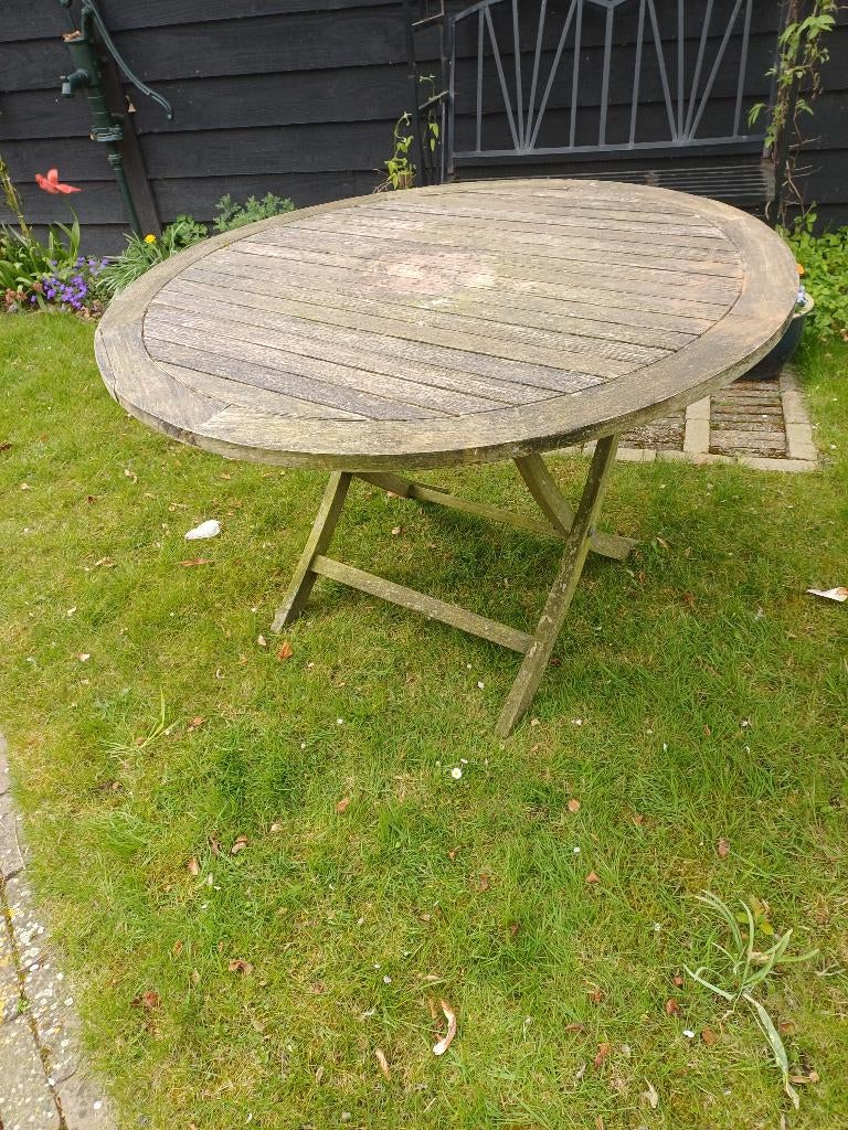 Gereserveerd. Gratis ronde houten tuintafel 120 cm, Tuin en Terras, Ophalen, Gebruikt, Rond, Hout