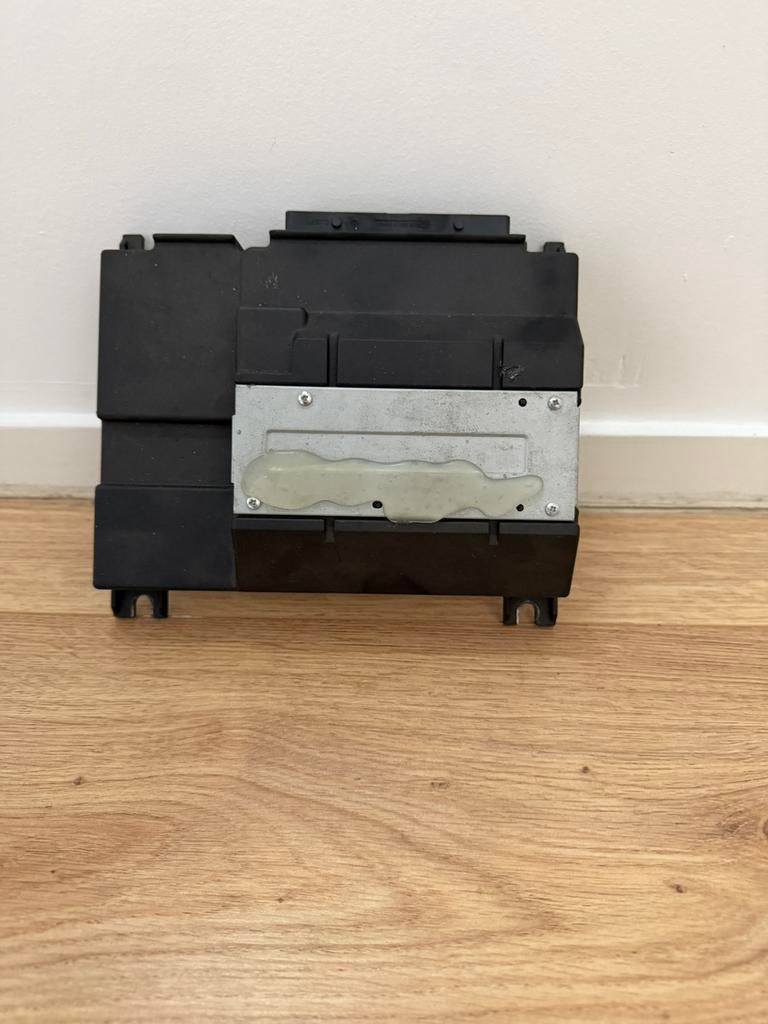 Golf 7R Dynaudio Versterker MIB1 Origineel VW, Ophalen of Verzenden, Zo goed als nieuw, 120 watt of meer, Overige merken