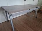 IKEA GALANT Bureau 160 breed, Huis en Inrichting, Bureaus, Ophalen, In hoogte verstelbaar, Zo goed als nieuw, Bureau