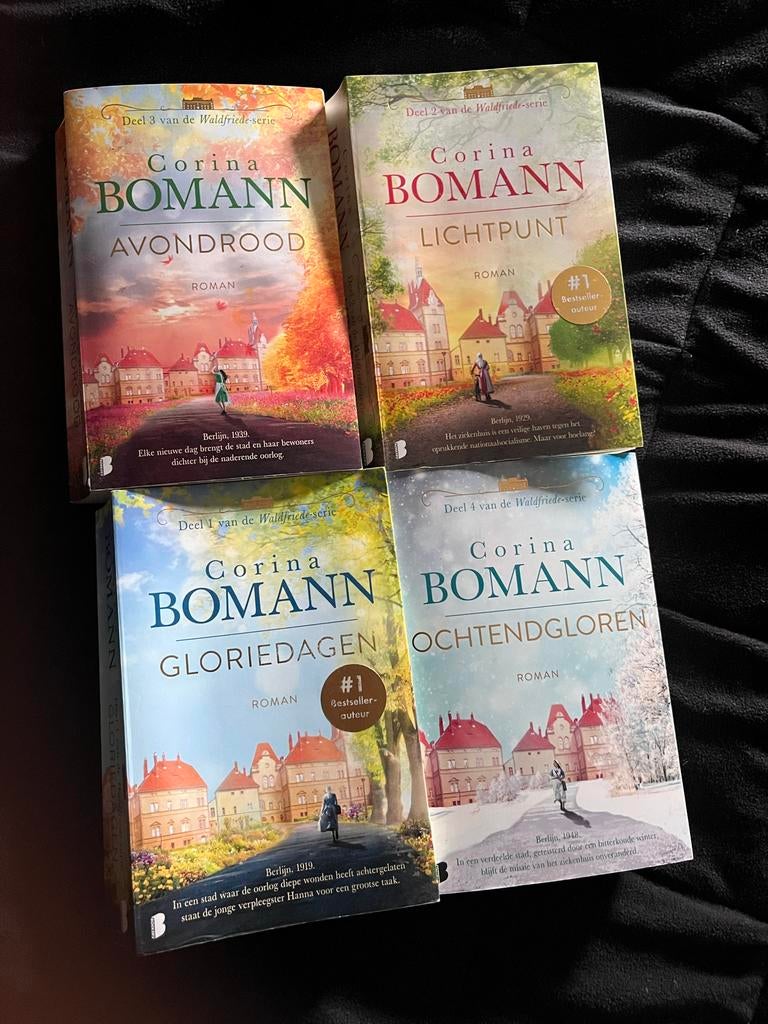 De Waldfriede-serie (4 delen) - Corina Bomann, Boeken, Romans, Ophalen of Verzenden, Zo goed als nieuw, Europa overig