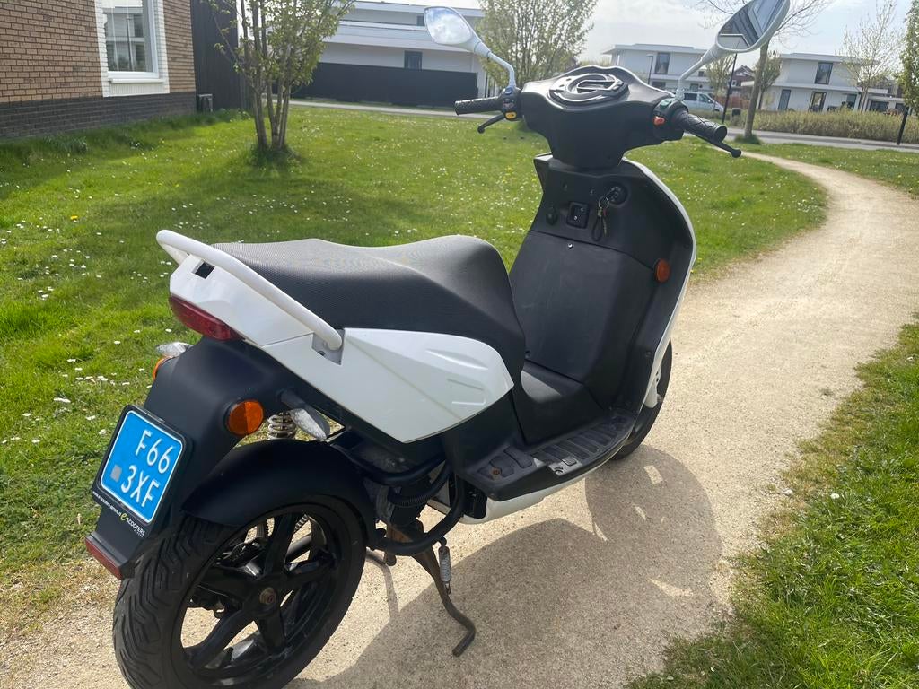 Govecs S1.2 elektrische scooter, Ophalen, Zo goed als nieuw, Elektrisch