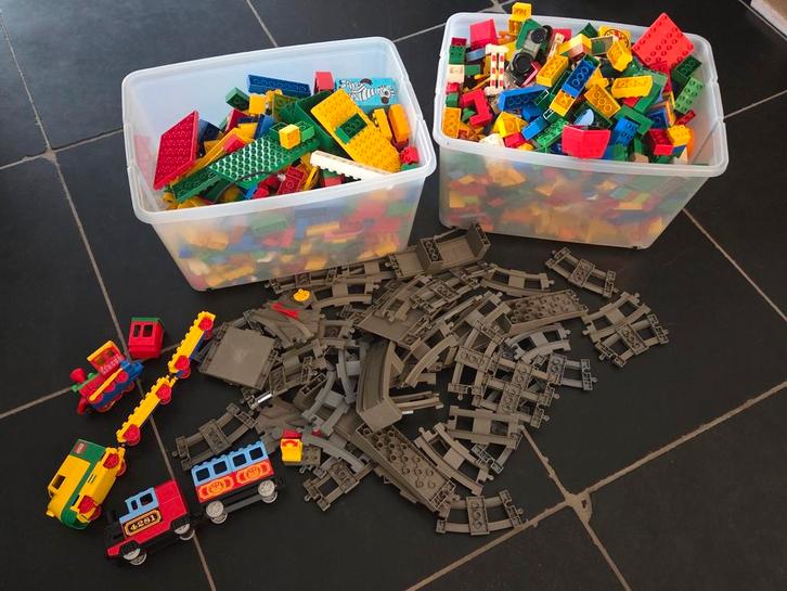 Grote partij Duplo stenen en treinrails, Kinderen en Baby's, Speelgoed | Duplo en Lego, Gebruikt, Duplo, Losse stenen, Ophalen