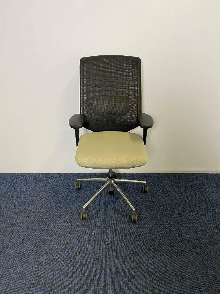 1 x Bureaustoel Vitra Meda Pro, zwart/beige, design, Ophalen, Gebruikt, Beige, Bureaustoel