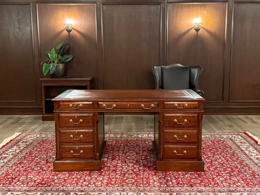 Klassiek Engels bureau #654, Huis en Inrichting, Bureaus, 160 cm, Hout, Bruin, Ophalen of Verzenden