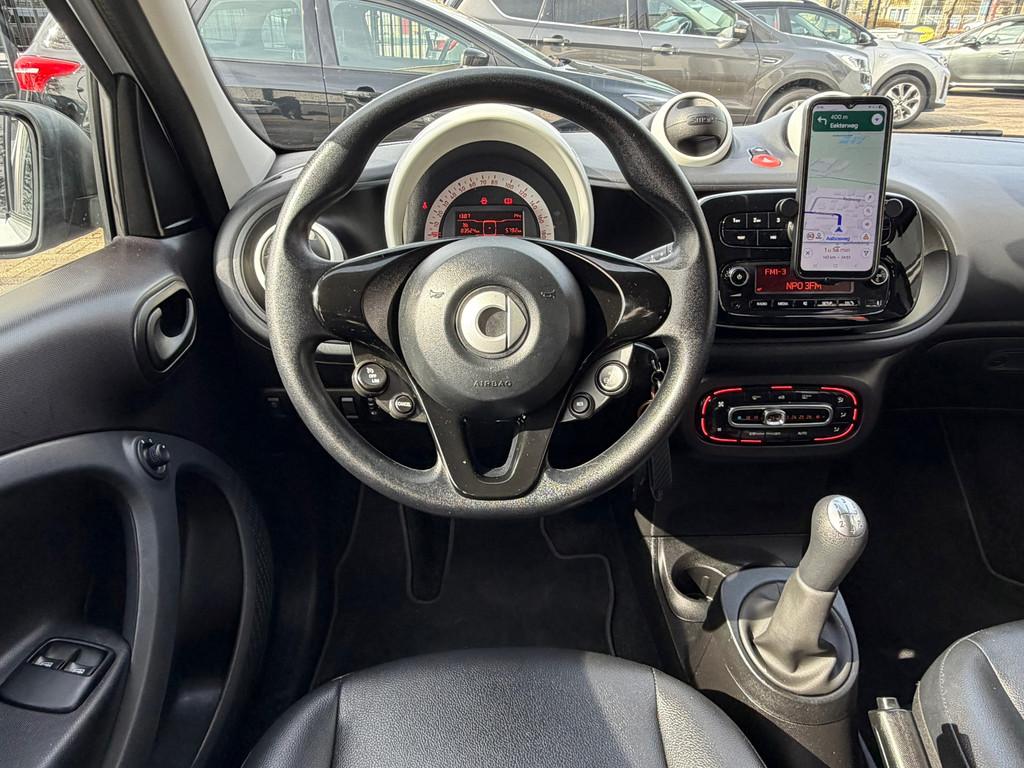 Smart Forfour 1.0 71PK Pure Airco,CruiseControl,Leder,Isofix, Auto's, Smart, Achterwielaandrijving, Gebruikt, 4 stoelen, Handgeschakeld