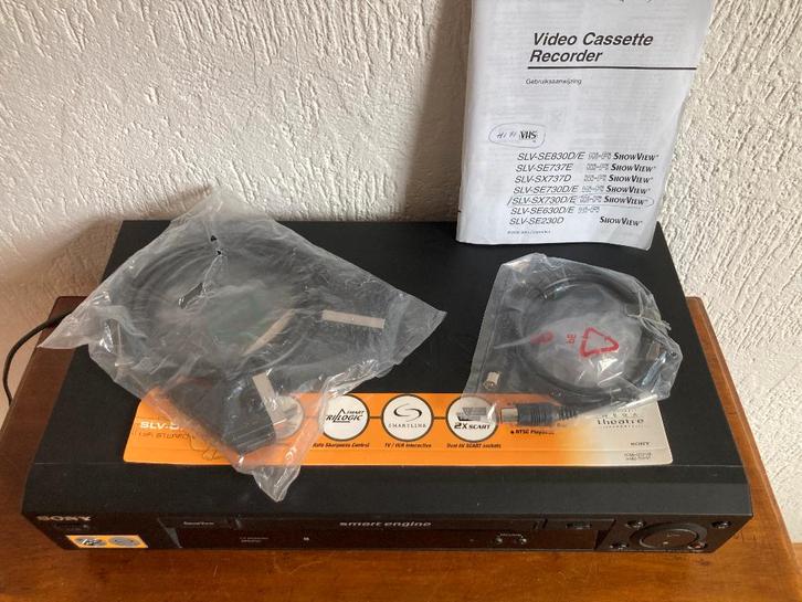Sony videorecorder SLV-SX730D met afstandsbediening + boekje, Audio, Tv en Foto, Videospelers, Zo goed als nieuw, VHS-speler of -recorder