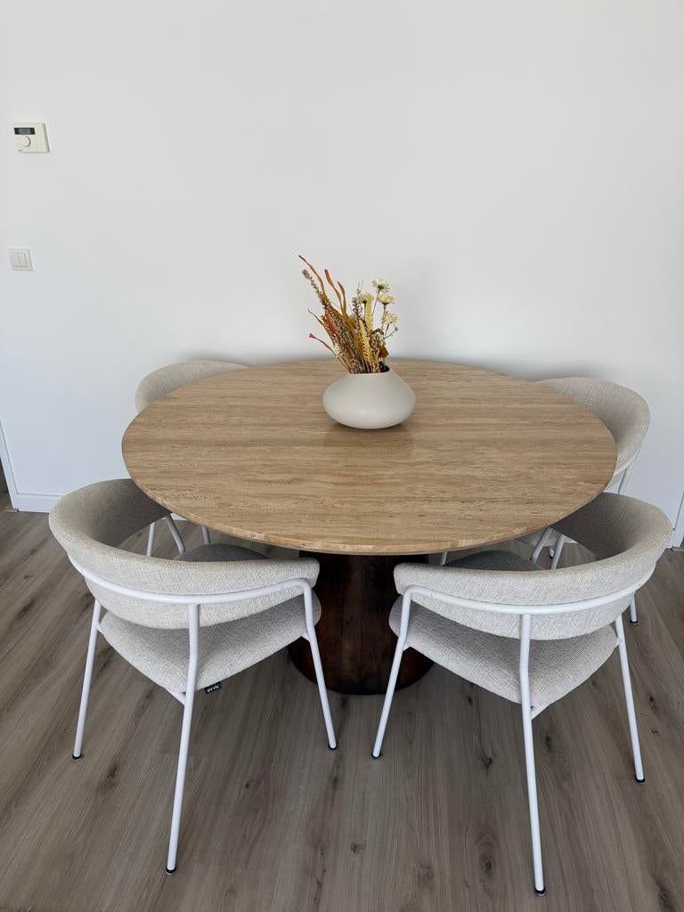 Set van 4 DYYK Yves Eetkamerstoelen, Ophalen, Wit, Zo goed als nieuw, Vier