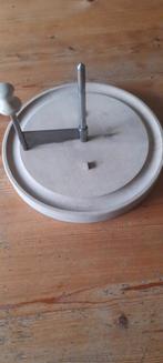 Kaas of chocoladekruller.Een girolle., Ophalen of Verzenden