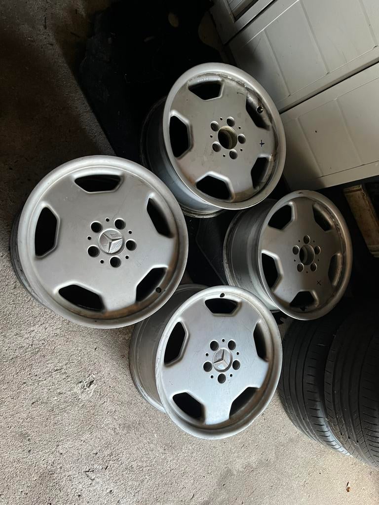 7,5 x 17  ET 35  AMG look, Auto diversen, Wieldoppen, Ophalen of Verzenden, Gebruikt